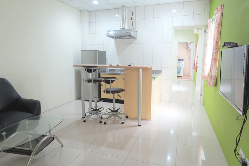 夢時代 一房一廳大套房 寵物可 輕便料理可 台南租房網 Fun心租屋