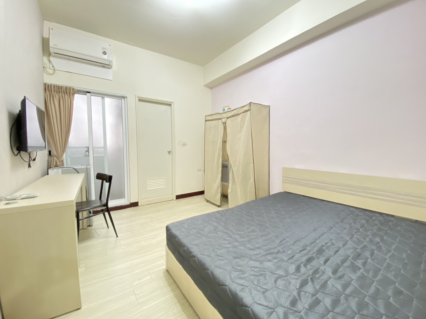 (現有空房!)可報稅/租屋補助/近成大.新樓醫院/獨立陽台洗衣機/電梯